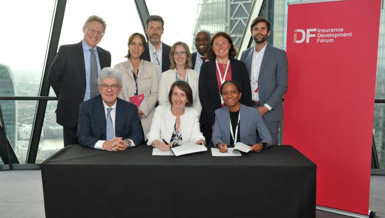 Signature Insurance Development Forum and French Development